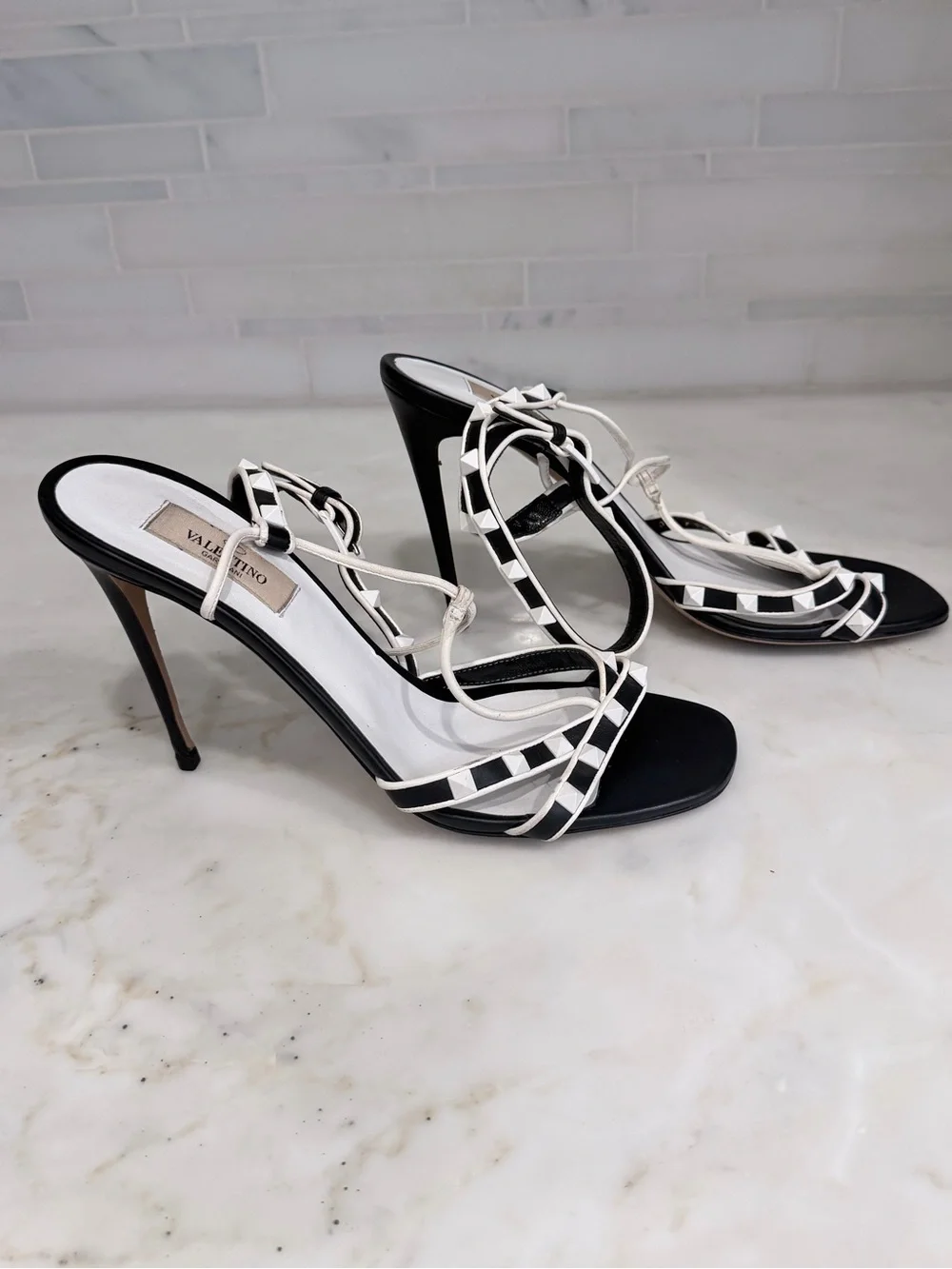 Valentino Rockstud Accents Leather T-Strap Sandals